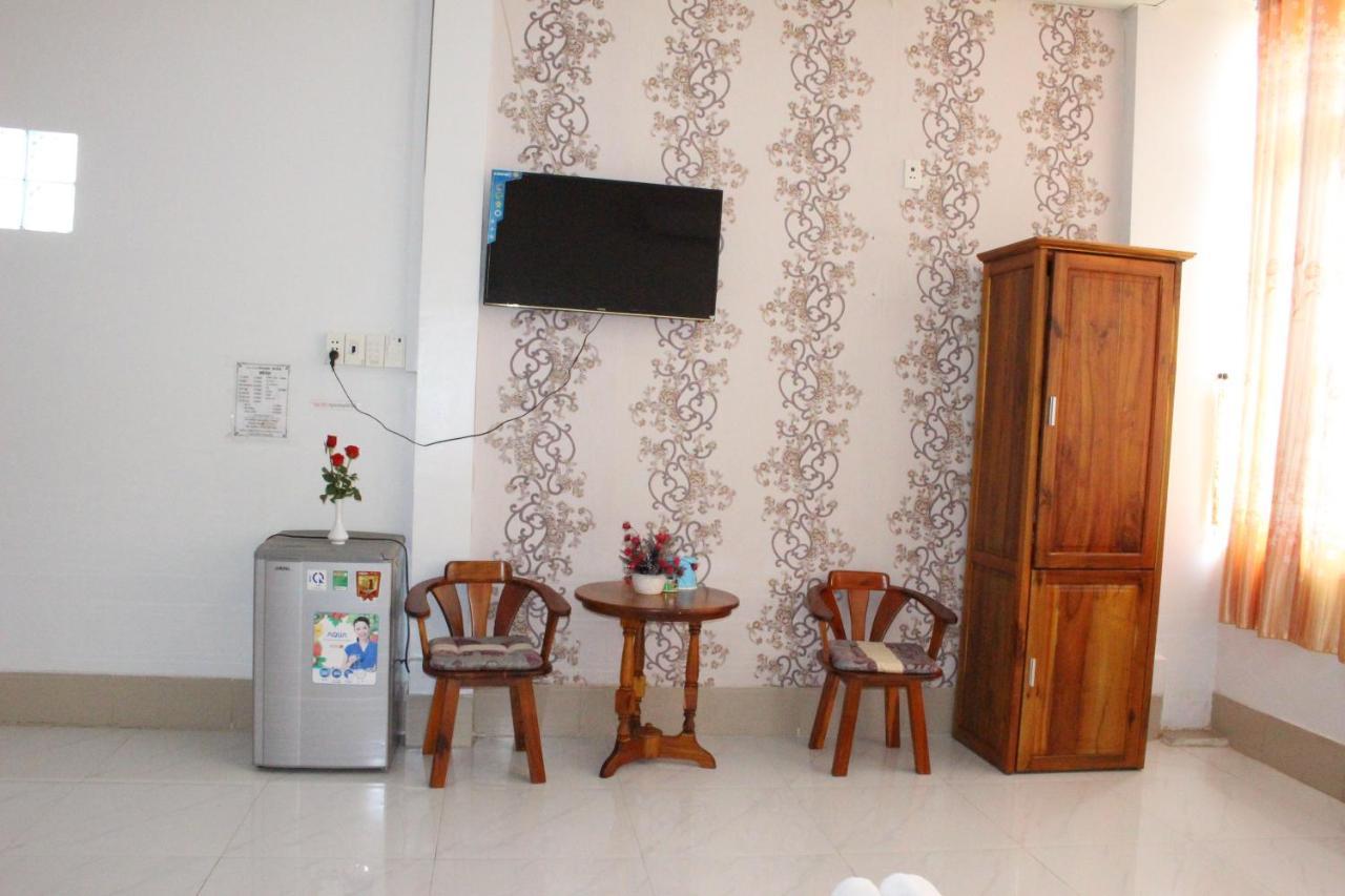 Ngoc May Guesthouse Чау-Док Экстерьер фото